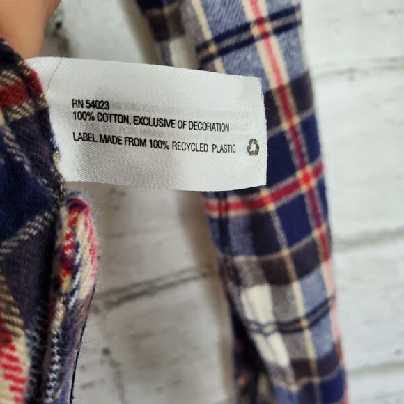 GAP plaid flannel button up long sleeve shacket - Picture 4 of 7
